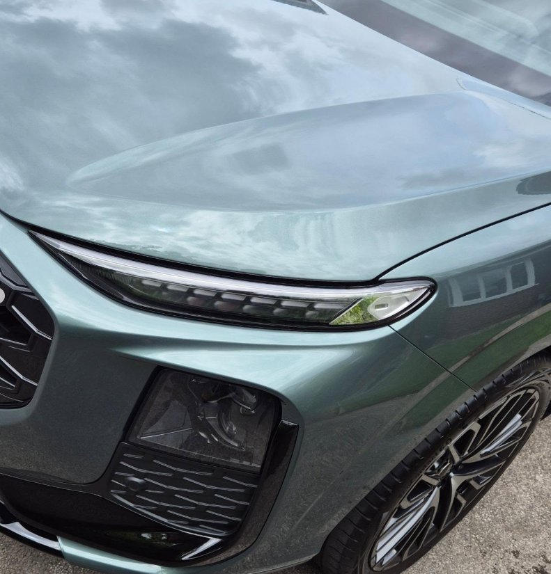 A simply stunning Audi Q3!